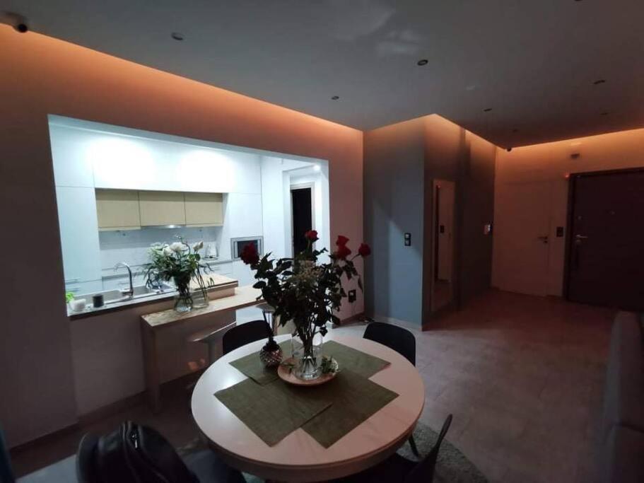 Live Minimal Apartment เอเธนส์ ภายนอก รูปภาพ